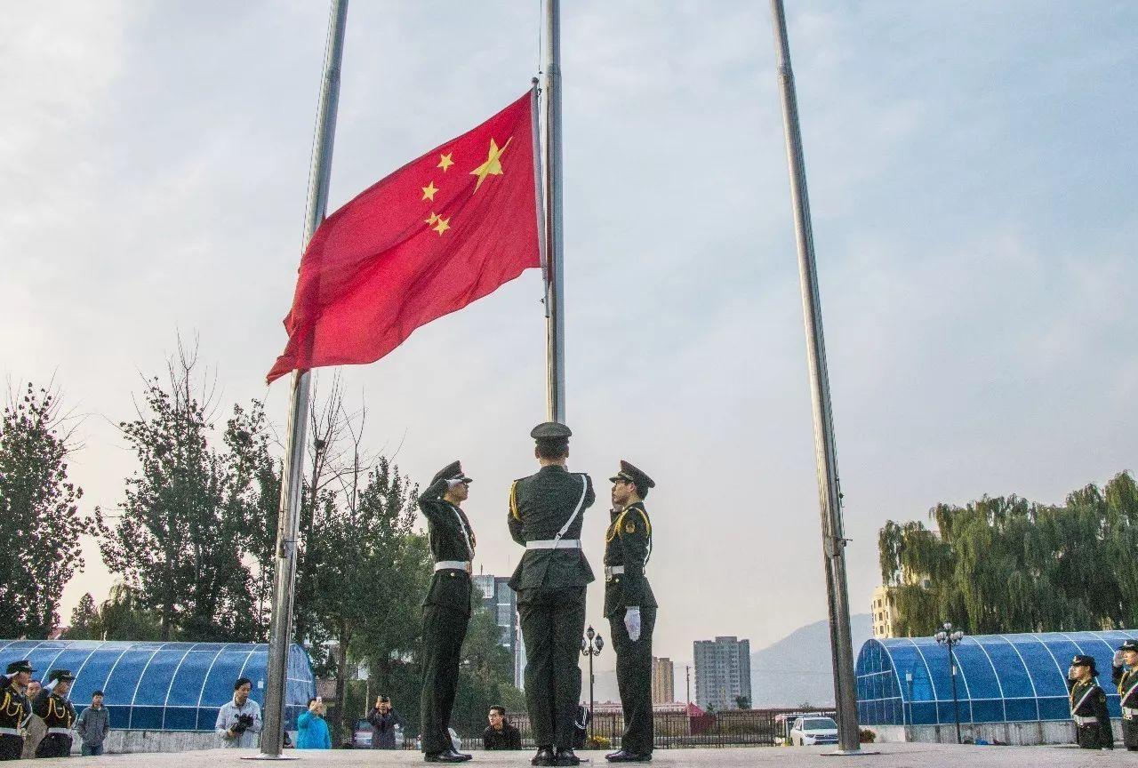 寻找游泳套件